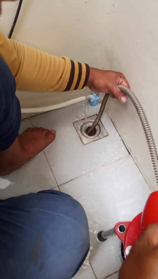 WC Tıkanıklığı Açma